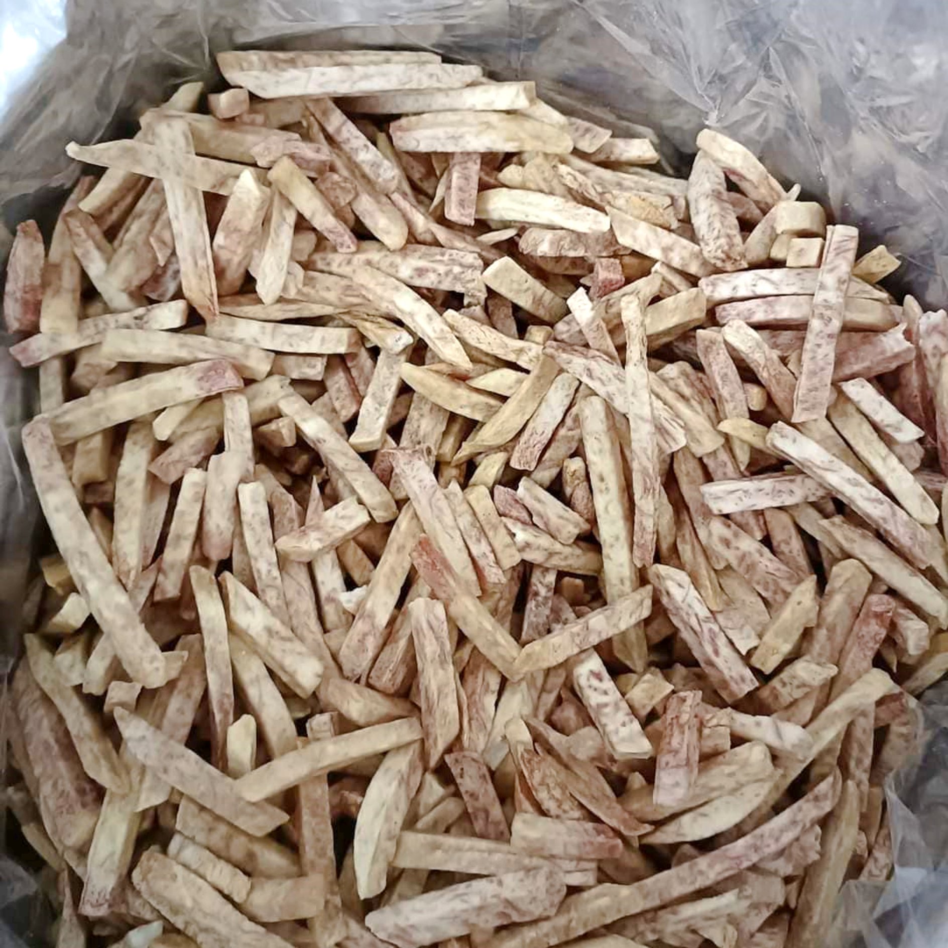 Crispy_Fruit-_FruitBuys_Vietnam-Taro_Chips_4